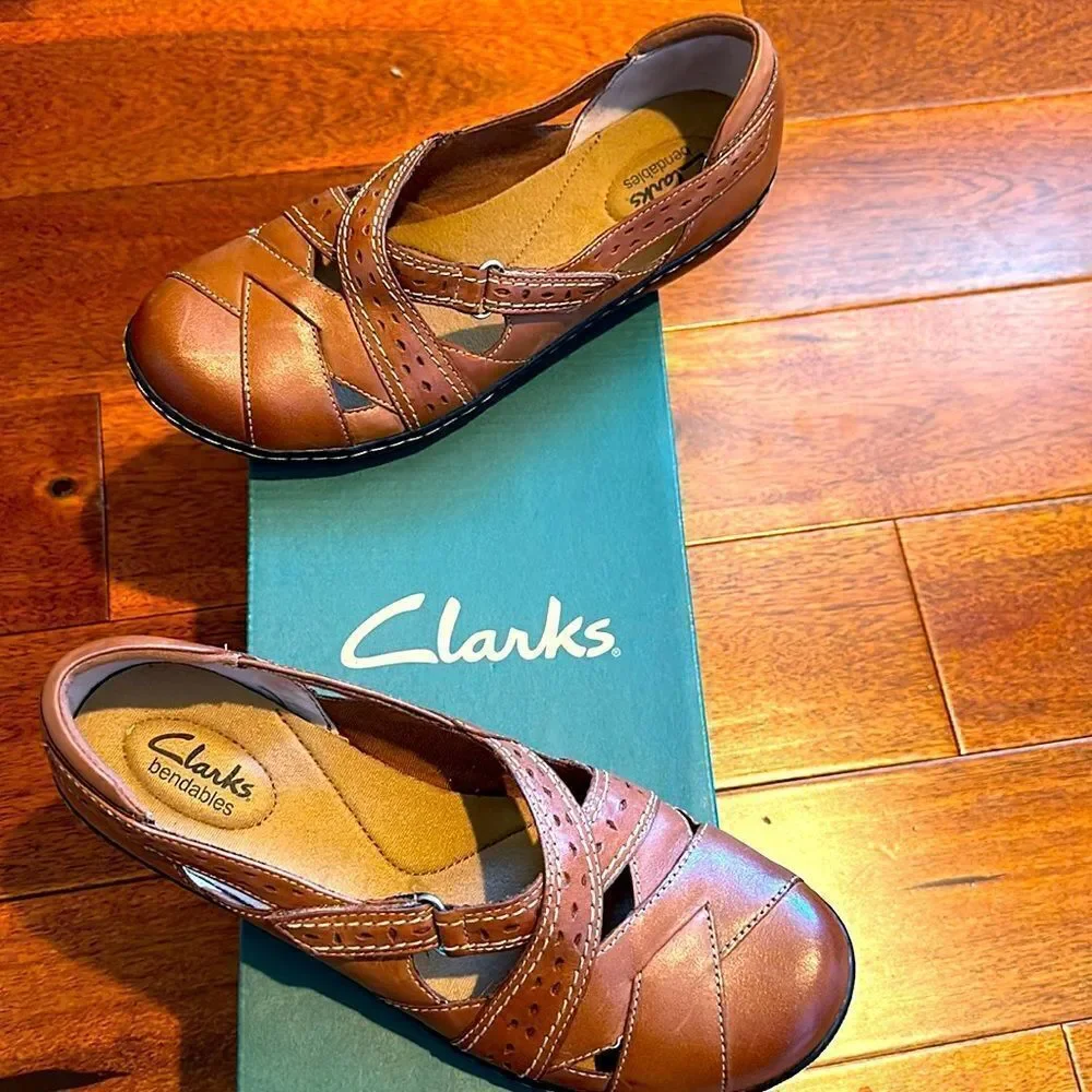 Clarks Loafers Size 8.5W